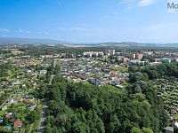 Chata 16 m2, stojící na pozemku 438 m2, v obci Duchcov, u Zámecké zahrady - dji_fly_20240820_114912_694_1724183351891_photo.jpg