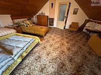 Rodinný dům s pozemkem, obec Černiv - Foto 11