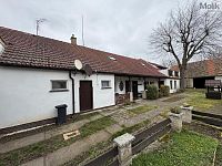 Rodinný dům s pozemkem, obec Černiv - Foto 23