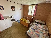 Chata se zahradou, obec Koštice - Foto 10