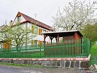 Prodej rodinného domu 125 m2 s garáží a pozemkem 482 m2, Šluknov, Fügnerova ulice - Foto001aa.jpg