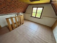 Zahrada obec Evaň - Foto 5