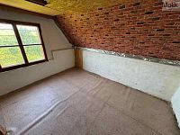 Zahrada obec Evaň - Foto 6