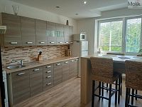 Prodej domu 6+1 s garážemi a pozemky v Chomutově, ul. Alešova - Foto 6