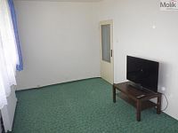 Pronájem bytu o dispozici 1+kk s užitnou plochou 28 m2 v Chomutově, ulice Březenecká  - Foto 5