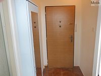 Pronájem bytu o dispozici 1+kk s užitnou plochou 28 m2 v Chomutově, ulice Březenecká  - Foto 13