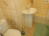 Pronájem bytu o dispozici 1+kk s užitnou plochou 28 m2 v Chomutově, ulice Březenecká  - Foto 15