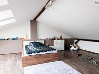 Rodinný dům se 2 bytovými jednotkami a komerčním prostorem, obec Litvínov - Foto 13