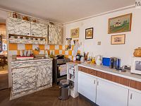 Prodej rodinného domu s hospodářskou částí a pozemkem, Hošnice - Foto 7