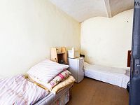 Prodej rodinného domu s hospodářskou částí a pozemkem, Hošnice - Foto 12