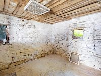 Prodej rodinného domu s hospodářskou částí a pozemkem, Hošnice - Foto 13