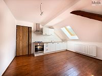 Pronájem, podkrovní byt 1+1, 42 m2, Osek, ul. Tovární - Foto 7