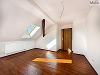 Pronájem, podkrovní byt 1+1, 42 m2, Osek, ul. Tovární - Foto 10