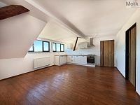 Pronájem, podkrovní byt 3+kk, 66 m2, Osek, ul. Tovární - Foto 3