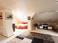 Rodinný dům s fotovoltaikou, Loučim - Foto 9