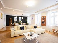 Rodinný dům s komerčními prostory, Litvínov