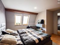 Rodinný dům s komerčními prostory, Litvínov - Foto 12