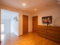 Dům se dvěma komerčními prostory a bytem 5+1, Litvínov - Foto 18