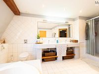 Dům se dvěma komerčními prostory a bytem 5+1, Litvínov - Foto 30