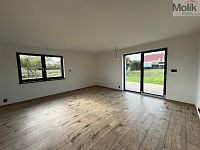 Prodej nízkoenergetického rodinného domu 4kk se šatnou a zahradou, Pesvice, okres Chomutov, 886 m2 - Foto 7