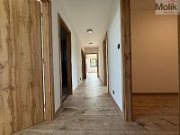 Prodej nízkoenergetického rodinného domu 4kk se šatnou a zahradou, Pesvice, okres Chomutov, 886 m2 - Foto 14