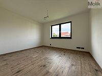 Prodej nízkoenergetického rodinného domu 4kk se šatnou a zahradou, Pesvice, okres Chomutov, 886 m2 - Foto 15