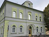 Pronájem části vily, cca 140m2, ul. Náměstí, Bílina