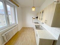 Prodej bytu 2+1, 52m2, Ervěnická, Jirkov - Foto 4