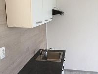 Pronájem byt 1+kk ploch 28 m2, balkon, Klášterec nad Ohří, Budovatelská - Foto 4