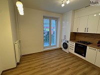 Most, pronájem luxusně zrekonstruovaného bytu 2+1, ul. Čsl. Armády, 54,59 m2, OV - Foto 3