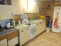 Prodej rodinný dům 5+1, prostorná garáží, prosluněná terasa, rozlohou pozemku 1170 m2, Kovářská - Foto 9