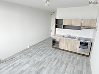 Prodej bytu 1+kk, 22m2, U Věžových domů, Most   - Foto 4
