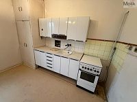 Byt 2+1, ul. tř. Budovatelů - Foto 2