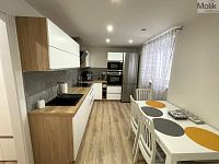 Byt 2+1, ul Okružní, Meziboří - Foto 2