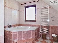 Prodej rodinného domu 190 m2 s pozemkem 1140 m2  v Žilinské ulici ve Varnsdorfu - Foto 15