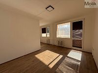 Pronájem bytu 3 + 1 s lodžií, ul. U Stadionu, Most, 55 m2 - Foto 3