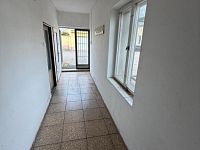 Skladovací prostory s lehkou výrobou, Bílina - Foto 9