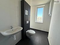 Byt 1+kk, ul. Žižkovo náměstí, Chomutov - WhatsApp Image 2026-04-24 at 13.52.31.jpeg