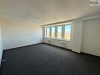 Byt 3+kk, ul. Žižkovo náměstí, Chomutov - WhatsApp Image 2026-04-24 at 13.43.02 (4).jpeg