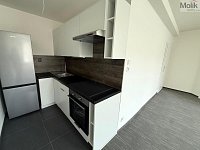 Byt 2+kk, ul. Žižkovo náměstí, Chomutov - WhatsApp Image 2026-04-24 at 13.57.00 (3).jpeg