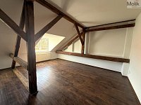 Byt 2+kk, ul. 28. října, Chomutov - WhatsApp Image 2026-04-27 at 13.32.08.jpeg