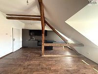 Byt 2+kk, ul. 28. října, Chomutov - WhatsApp Image 2026-04-27 at 13.32.19 (1).jpeg