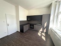 Byt 2+1, ul. 28. října, Chomutov - WhatsApp Image 2026-04-27 at 08.56.35 (3).jpeg