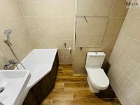 Most, pronájem nově zrekonstruovaného bytu 2+kk, ul. Jaroslava Ježka, 40 m2, osobní vl. - IMG_2298.jpeg