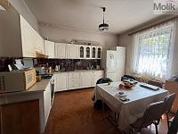 Prodej rodinného domu s dvěma bytovými jednotkami, s garáží a zahrádkou, ul. Fügnerova, Bílina,315m2 - stažený soubor (10).jpg