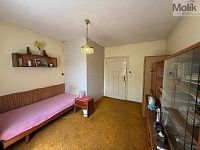 Prodej rodinného domu s dvěma bytovými jednotkami, s garáží a zahrádkou, ul. Fügnerova, Bílina,315m2 - stažený soubor (33).jpg