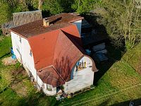 Prodej RD o dispozice 2x 3+1 rozlohe pozemku 802 m2 Všestary u Říčan , obec Stránčice - DJI_20260428172447_0213_D.jpg