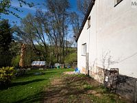 Prodej RD o dispozice 2x 3+1 rozlohe pozemku 802 m2 Všestary u Říčan , obec Stránčice - DSC07777.jpg