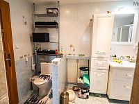 Rodinný dům s komerčním využitím, ul. V Sadech - DSC09962.jpg