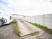 Komerční nemovitosti s kancelářemi , Dolní Jiřetín - DSC08171.jpg